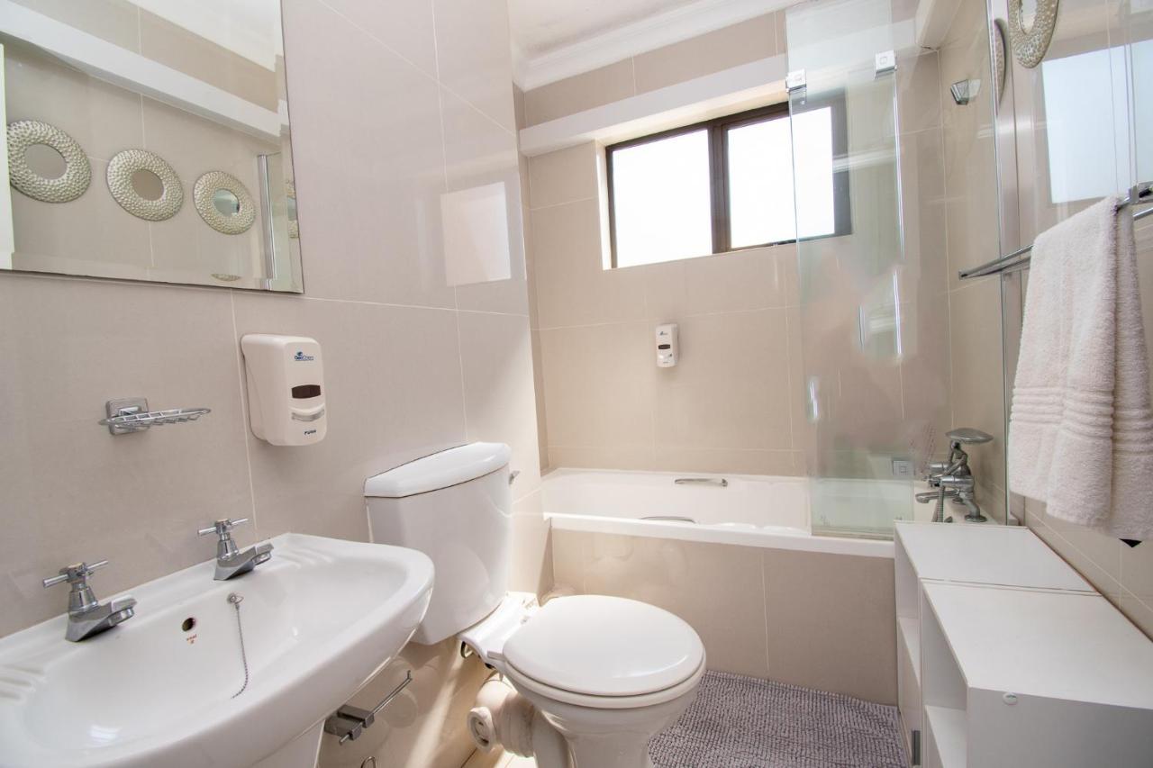 11 The Shades Umhlanga Rocks Apartment Durban Ngoại thất bức ảnh
